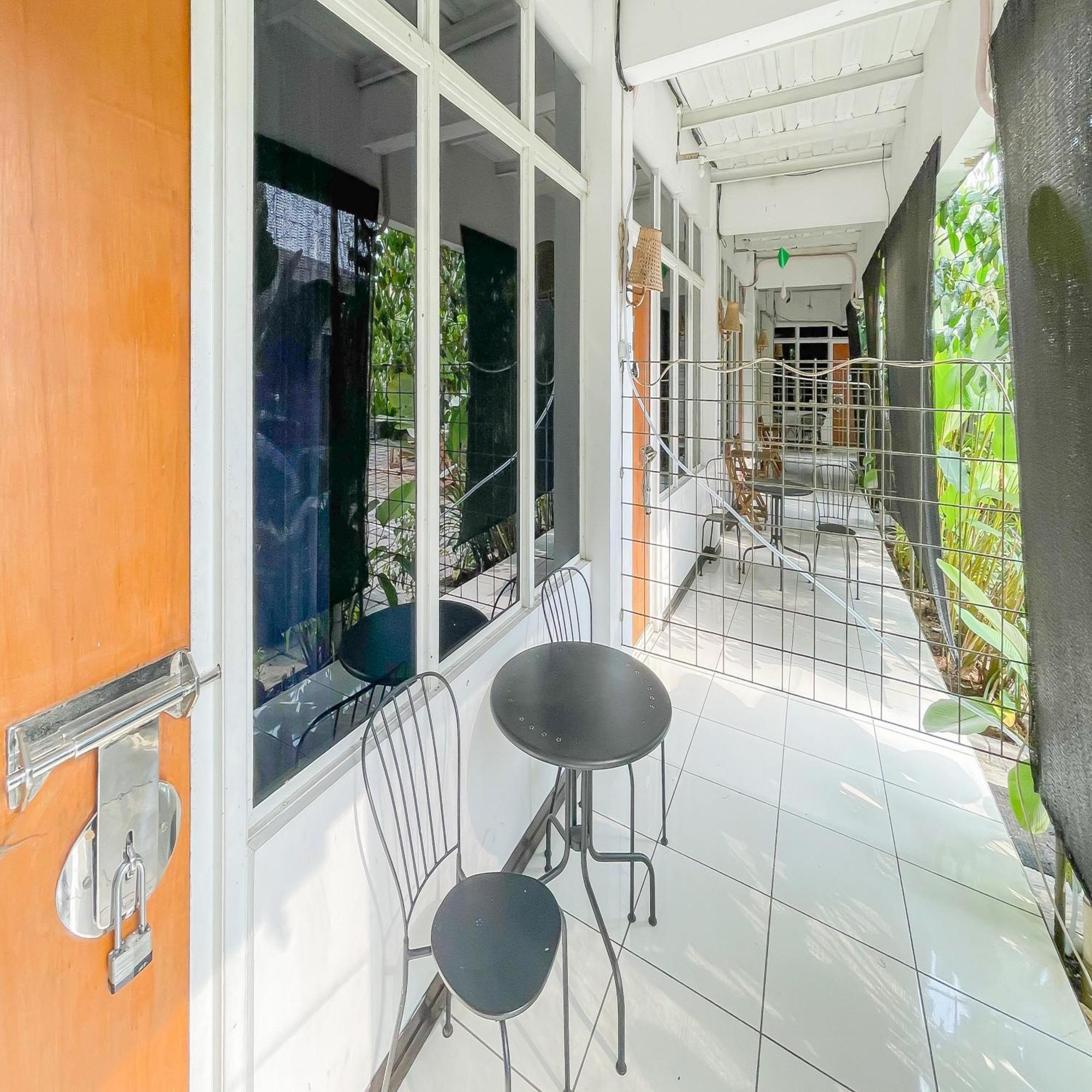 Hotel Reddoorz Syariah At Jalan Ra Kosasih Sukabumi Zewnętrze zdjęcie